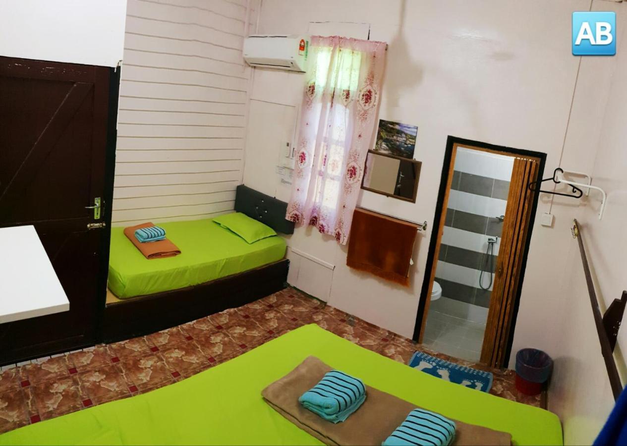 Perhentian Ab Guest House Kampong Pasir Hantu Bagian luar foto